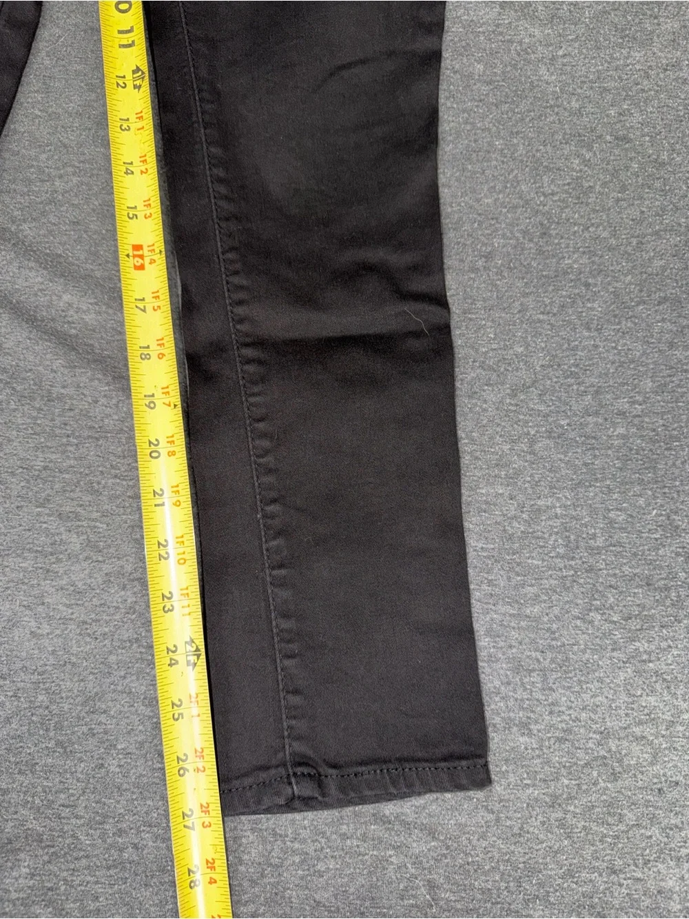 Levi's 721 Women’s Black Slim Jeans Size 29